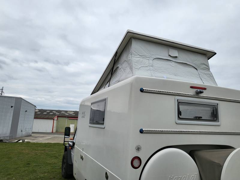 Remplacement toile de cellule AZALAÏ par une toile de cellule isolante sur mesure près de Lyon