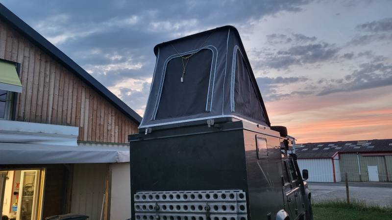 Toile de tente de toit sur mesure en poly-coton modulable Clermont-Ferrand en Auvergne-Rhône-Alpes